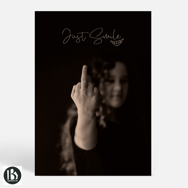Just Smile - Kunstnerisk